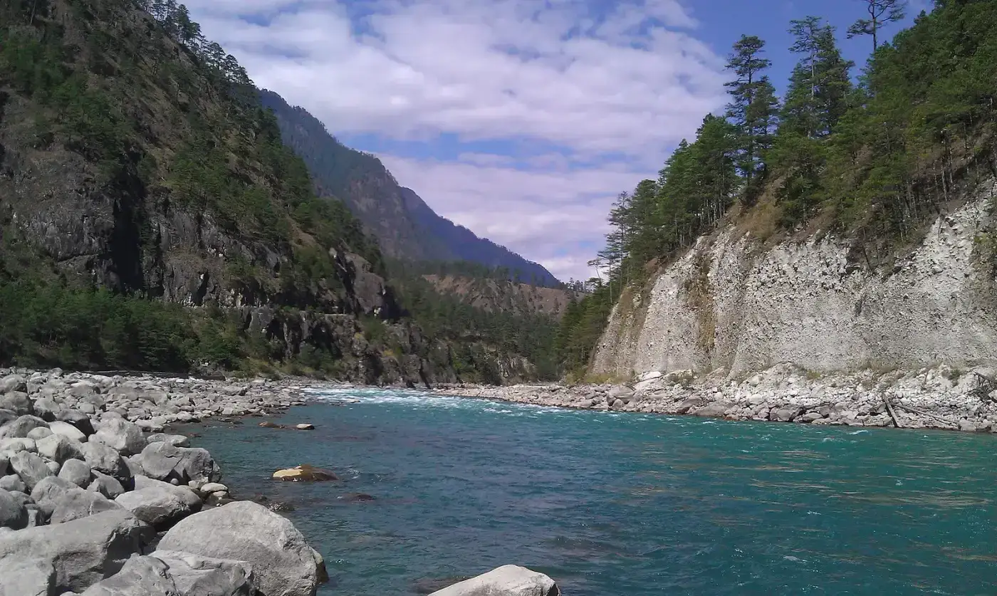 Dirang Chu river gorge near the Dirang hot springs