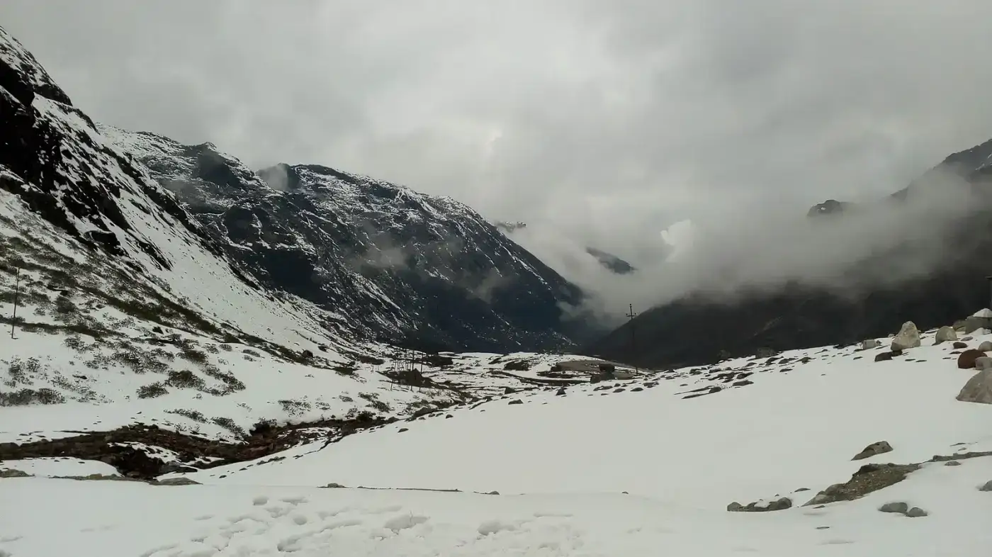 Snowfields and peaks around Sela Pass, Arunachal Pradesh